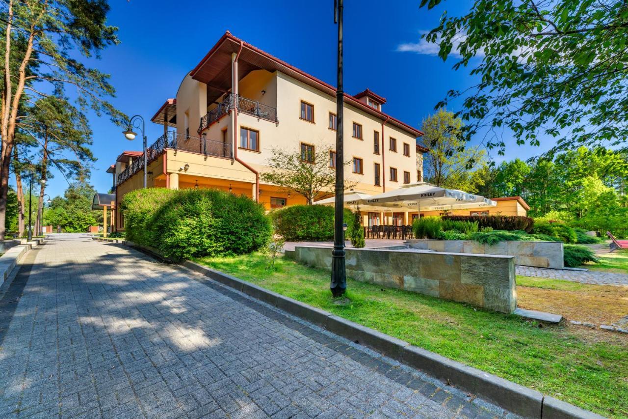 Hotel Pan Tadeusz Serock Exterior foto
